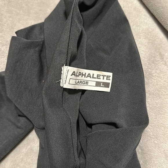 Alphalete leggings - Picture 2 of 2